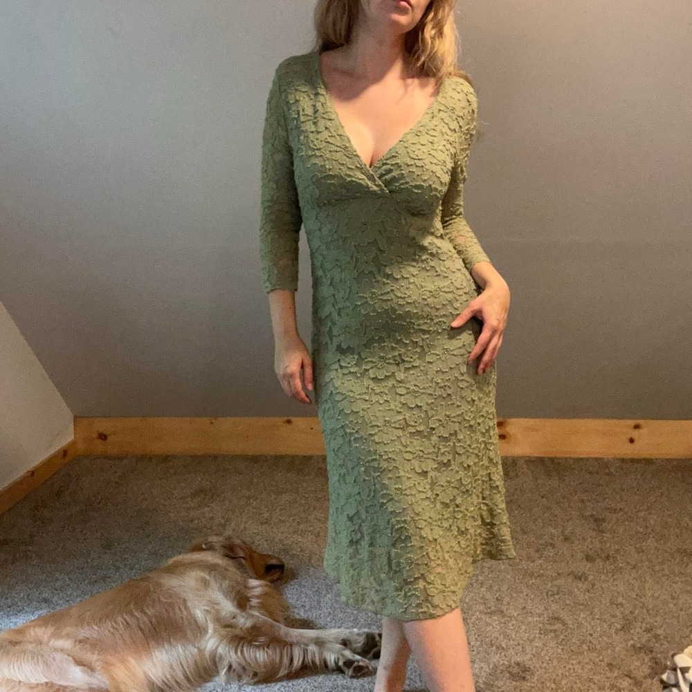 Vintage 90s green lace midi dress with floral pattern size L
